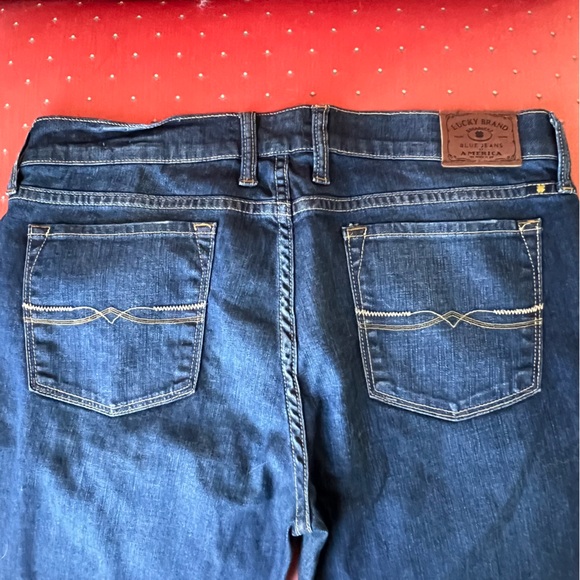 NWT Lucky Brand Jeans - Picture 3 of 3